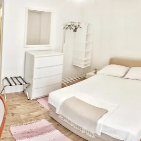 Appartement Kipre 2 *